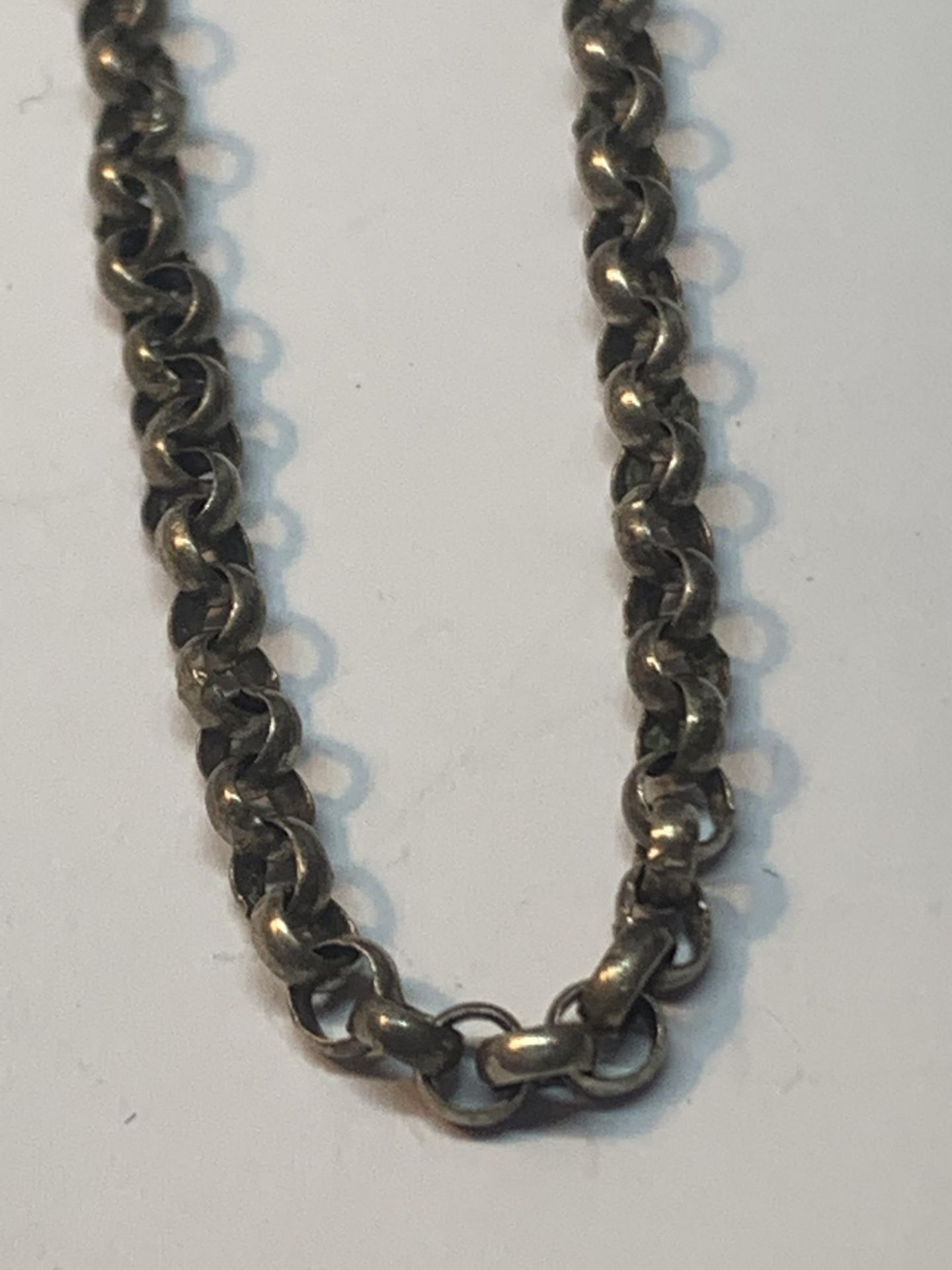 THREE MARKED SILVER BELCHER CHAINS - Bild 4 aus 5