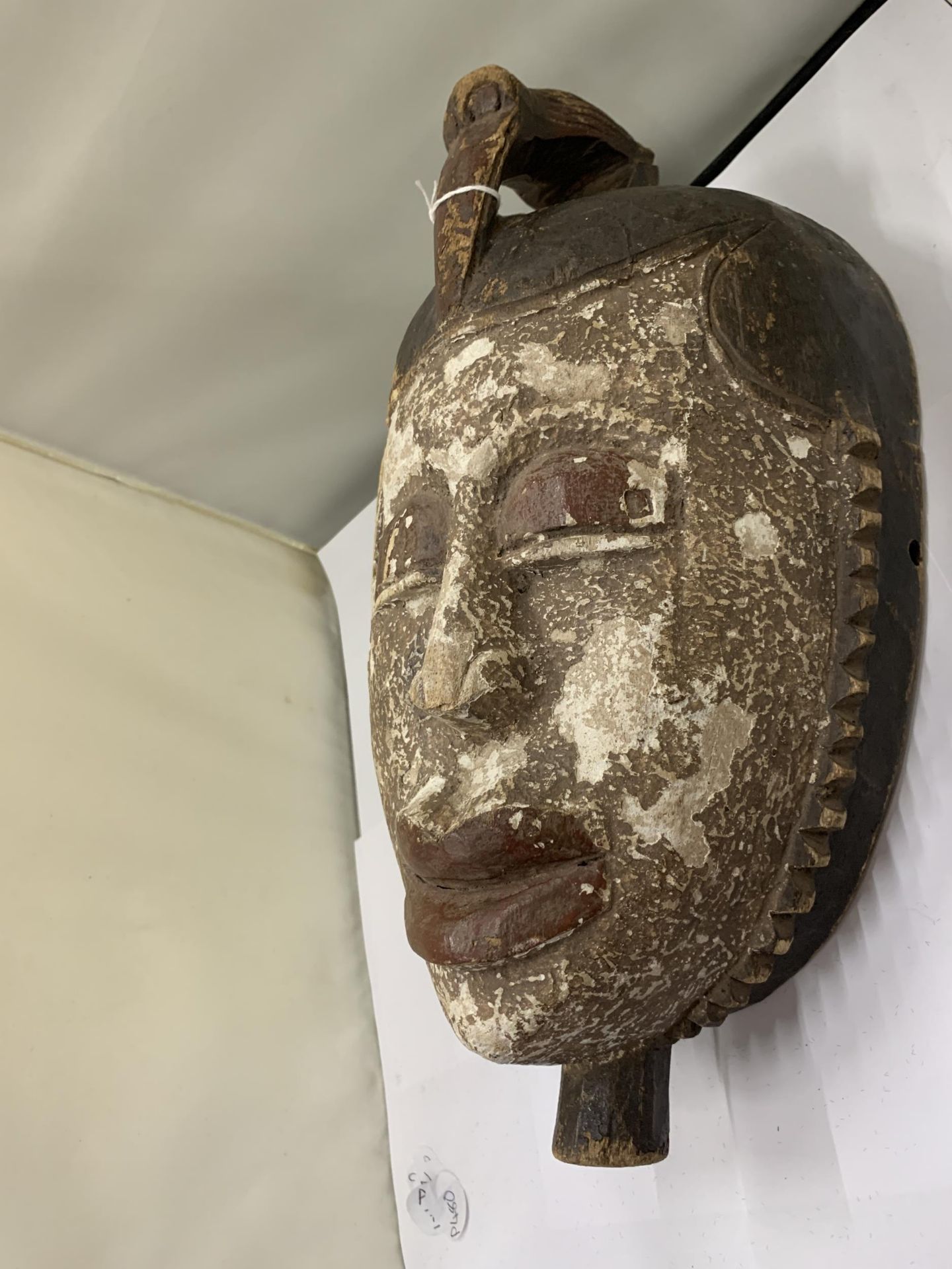 A WEST AFRICAN IGBO TRIBAL MASK FROM NIGERIA - Image 2 of 3