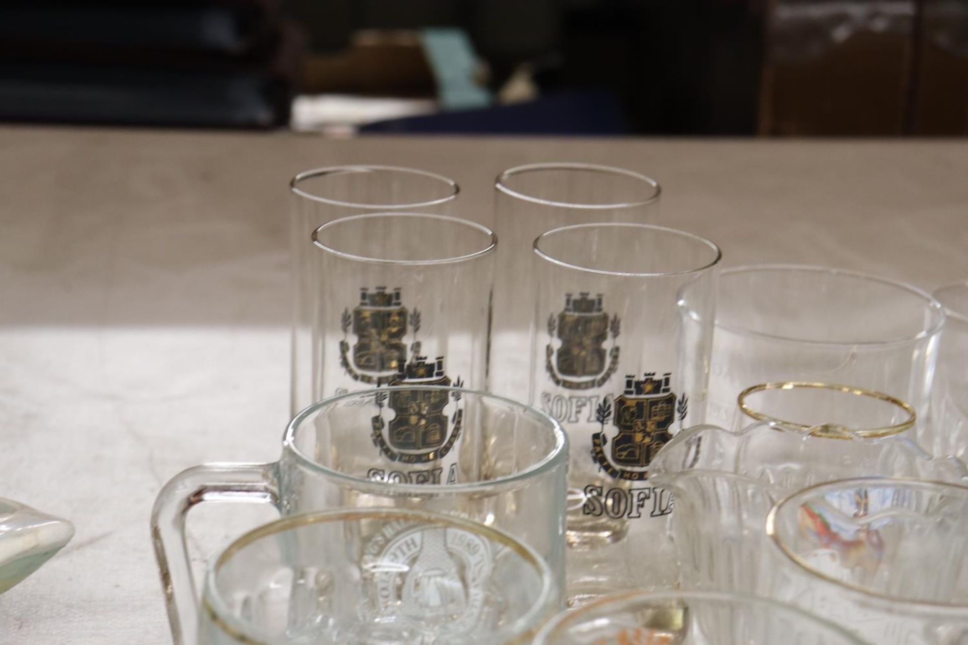 A COLLECTION OF HALF PINT, ADVERTISING, BEER TANKARDS - Image 3 of 8