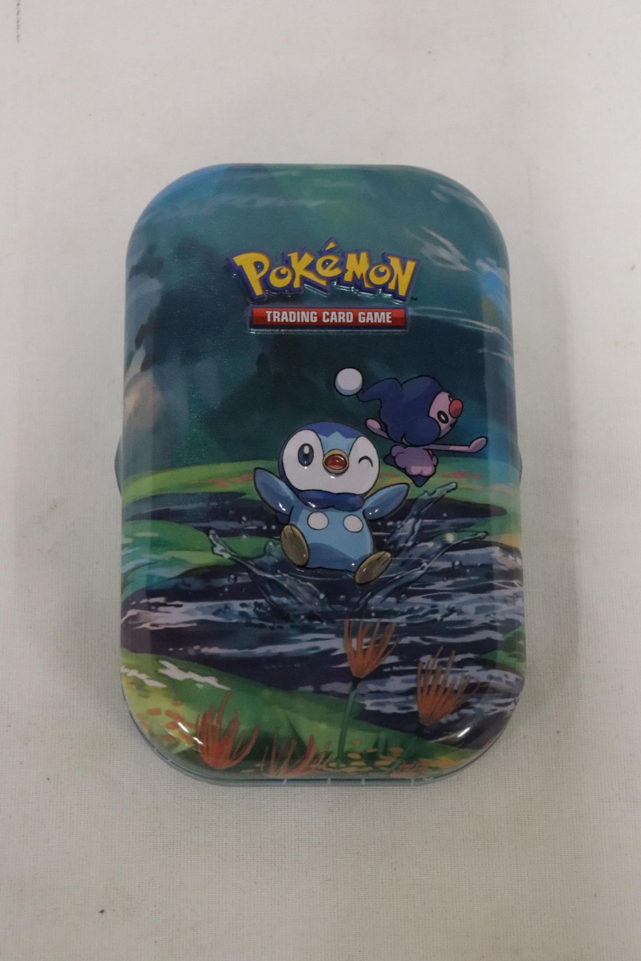 A POKEMON COLLECTORS TIN FULL OF CARDS TO INCLUDE, SHINIES, HOLOS, ETC - Image 5 of 6