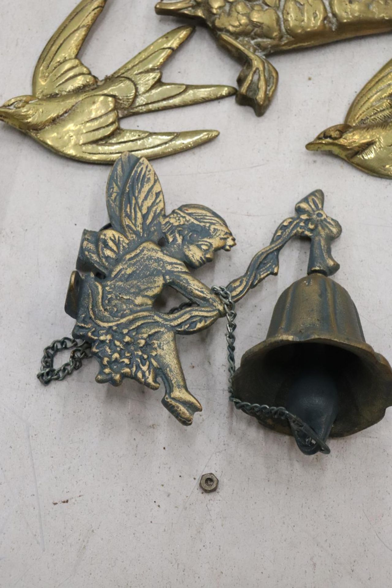 THREE BRASS FLYING DUCKS, TWO SWALLOWS AND A FAIRY BELL - Bild 2 aus 9
