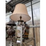 TWO CERAMIC LAMPS TO INCLUDE ONE WITH AN ORIENTAL DESIGN