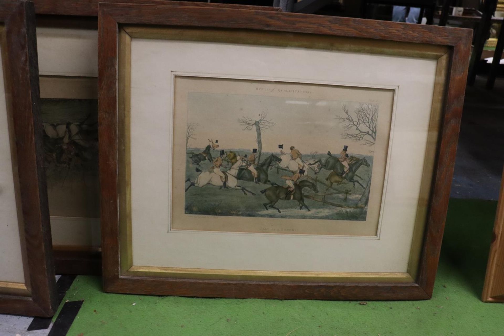 FOUR VINTAGE HUNTING PRINTS IN WOODEN FRAMES, 49CM X 40CM - Image 3 of 7