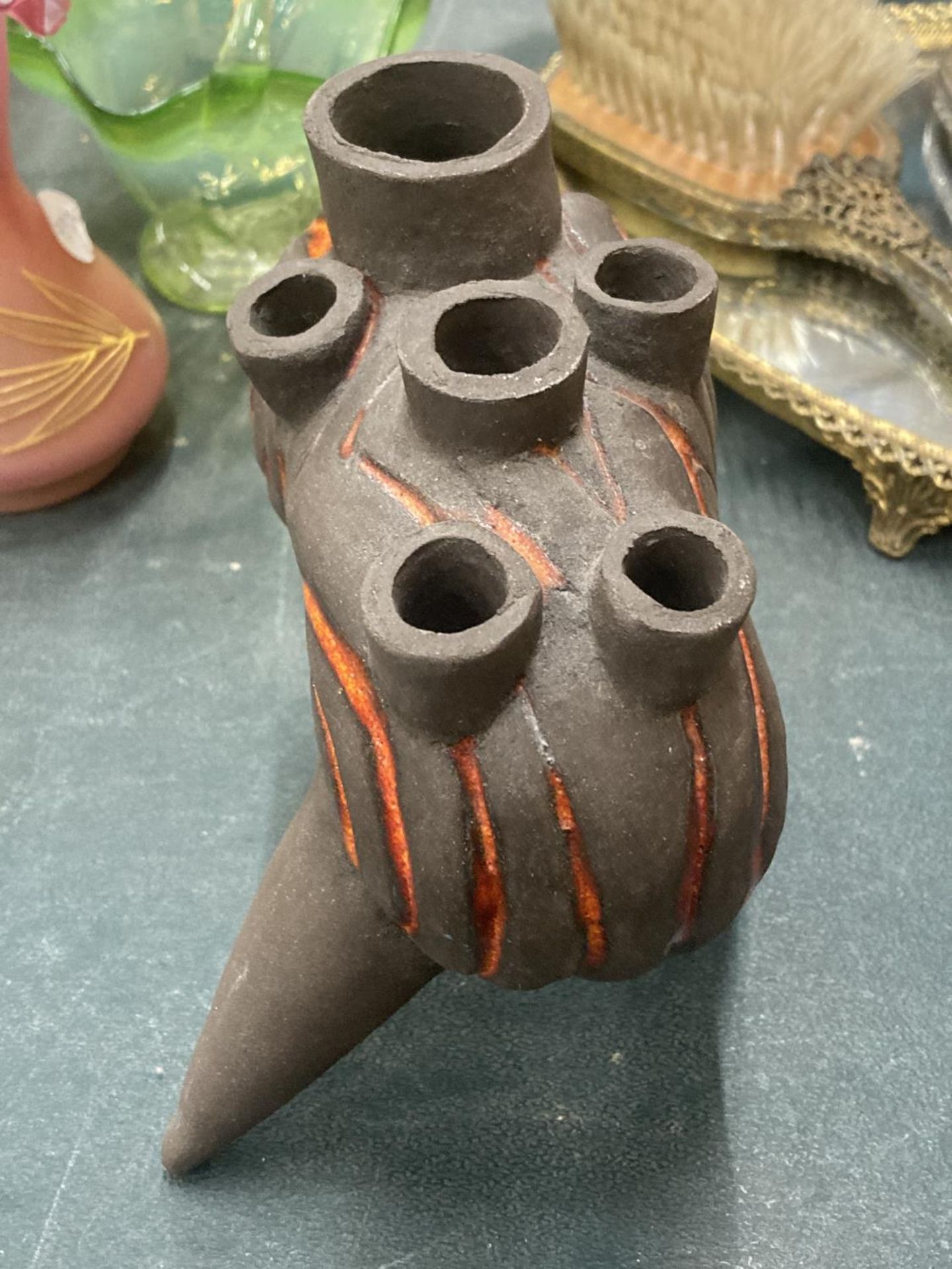 A STUDIO POTTERY STONEWARE ABSTRACT FLOWER HOLDER - Image 2 of 4