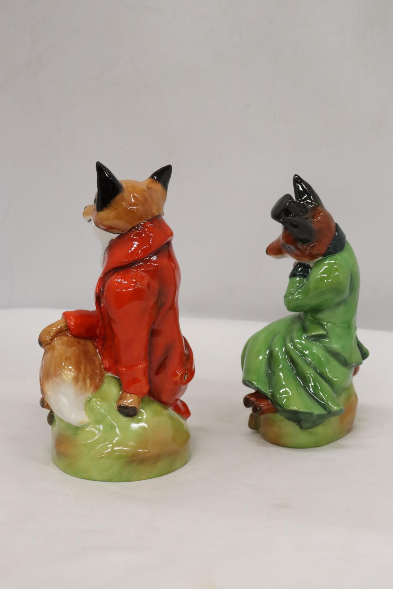 TWO LIMITED EDITION ROYALE STRATFORD FOX FIGURES - Image 2 of 7