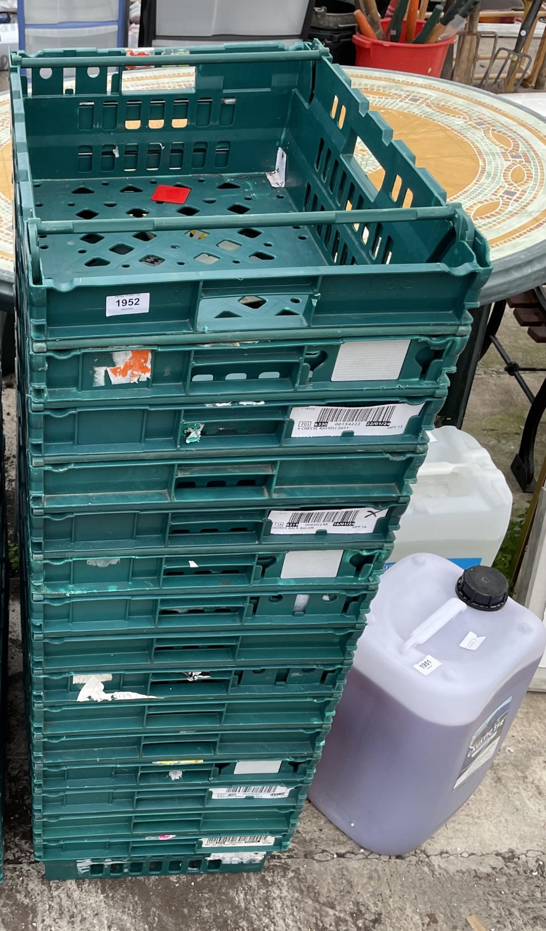 FIFTEEN PLASTIC STACKING BREAD TRAYS