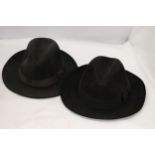 TWO FEDORA HATS - STRATFORD 57/7 WITH A GENUINE LEATHER BAND AND CHRISTYS OF LONDON SIZE 7