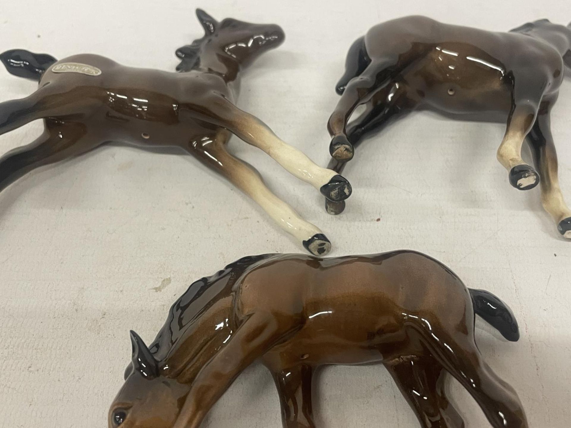 THREE VARIOUS BESWICK FOALS - Image 3 of 3