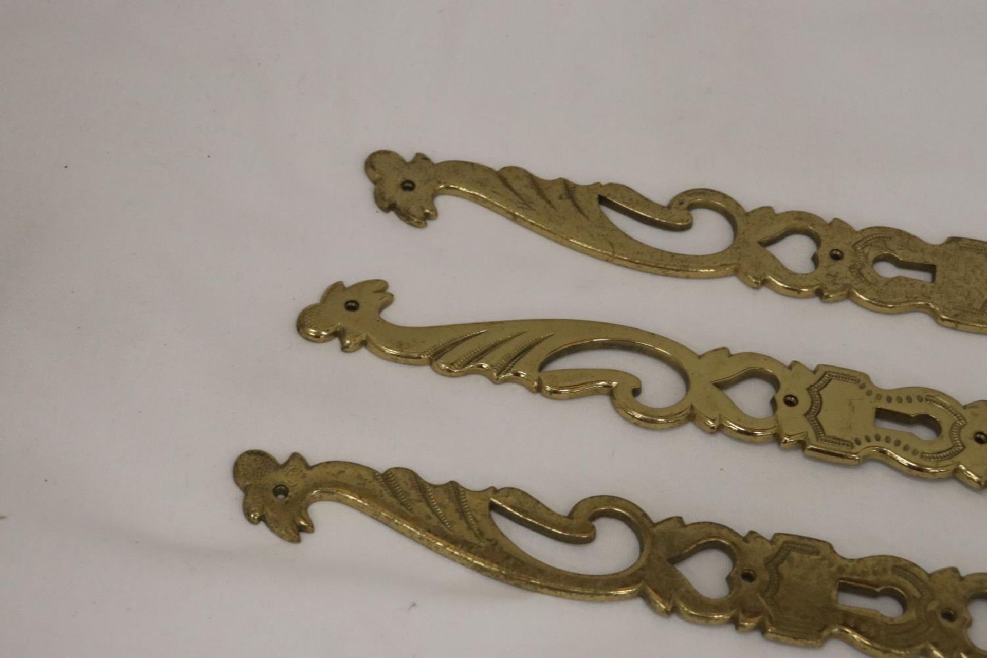 THREE BRASS DOOR KEY PLATES - Image 3 of 5