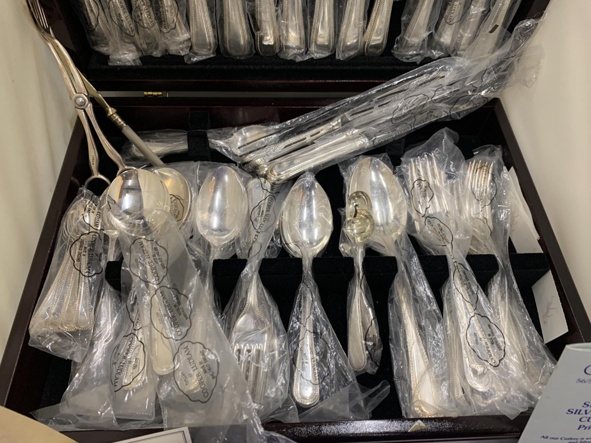 A COOPER LUDLAM SHEFFIELD CANTEEN OF CUTLERY STILL IN ORIGINAL BAGS - Image 3 of 3
