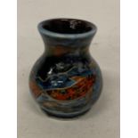 AN ANITA HARRIS HAND PAINTED AND SIGNED IN GOLD KOI CARP VASE
