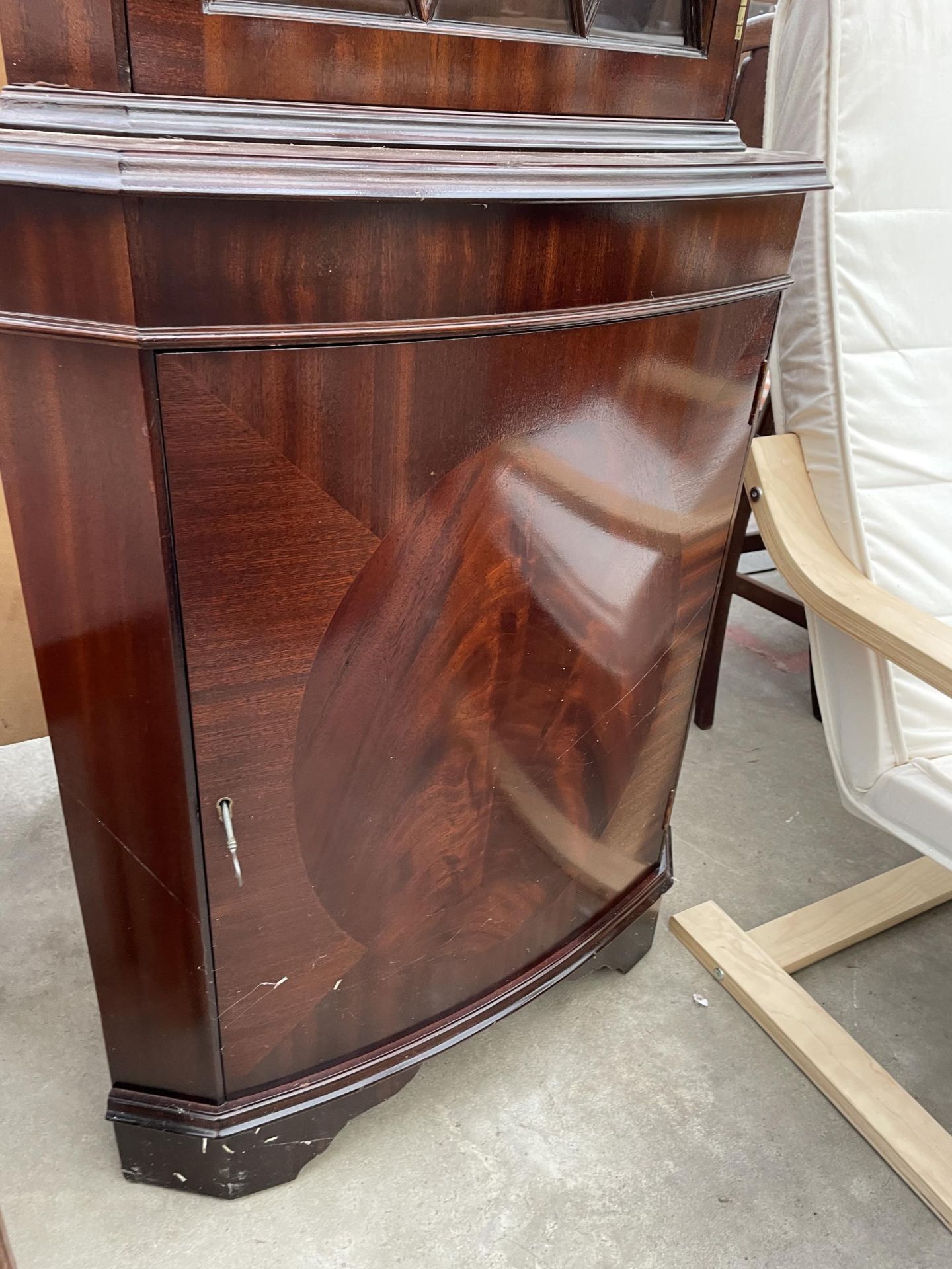 A MODERN MAHOGANY CORNER CUPBOARD WITH GLAZED UPPER PORTION - Image 2 of 2