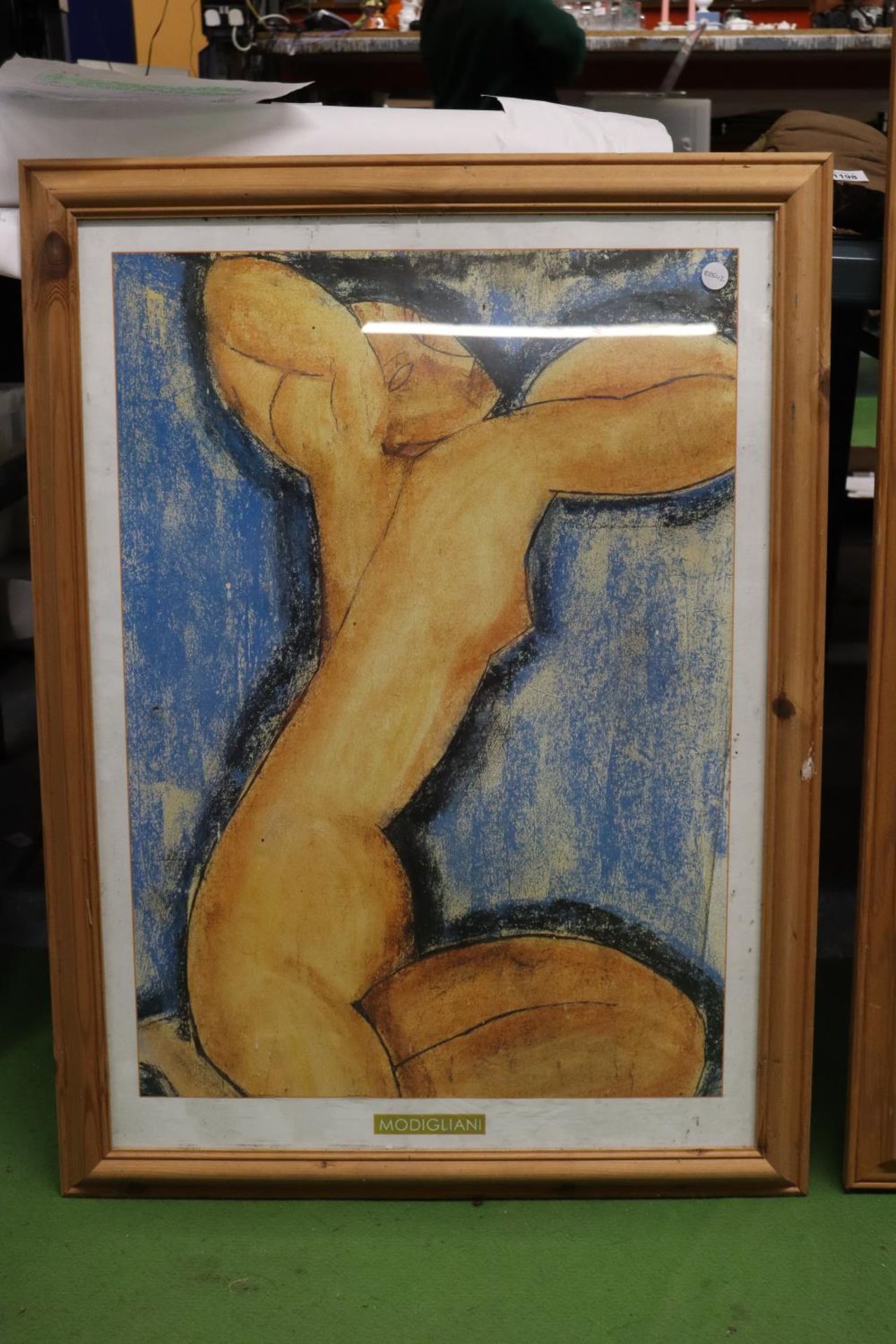 TWO LARGE FRAMED PRINTS TO INCLUDE A PICASSO AND MODIGLIANI, 68CM X 88CM AND 57CM X 77CM - Image 3 of 6