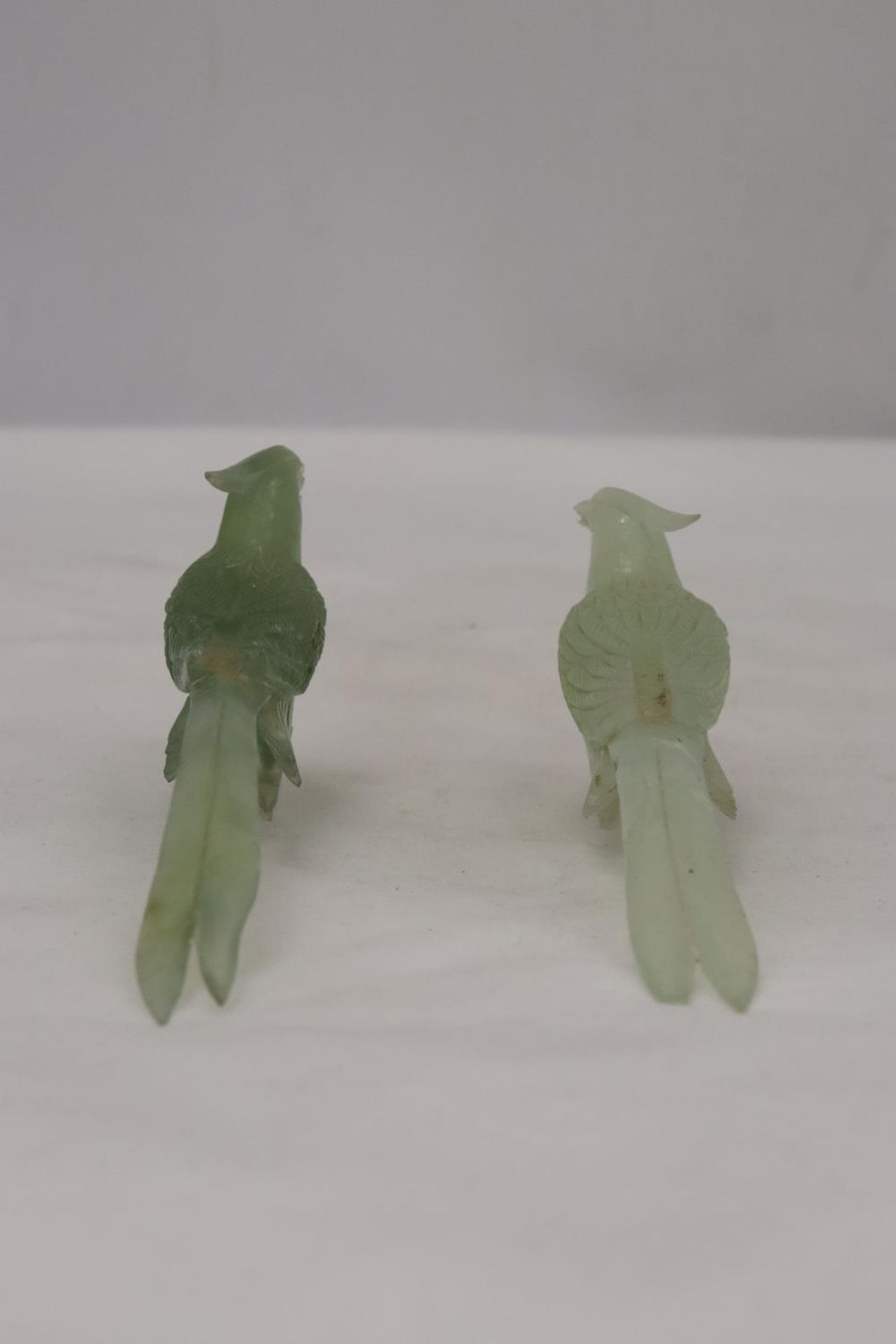 A PAIR OF JADE PHEASANTS - Image 4 of 6