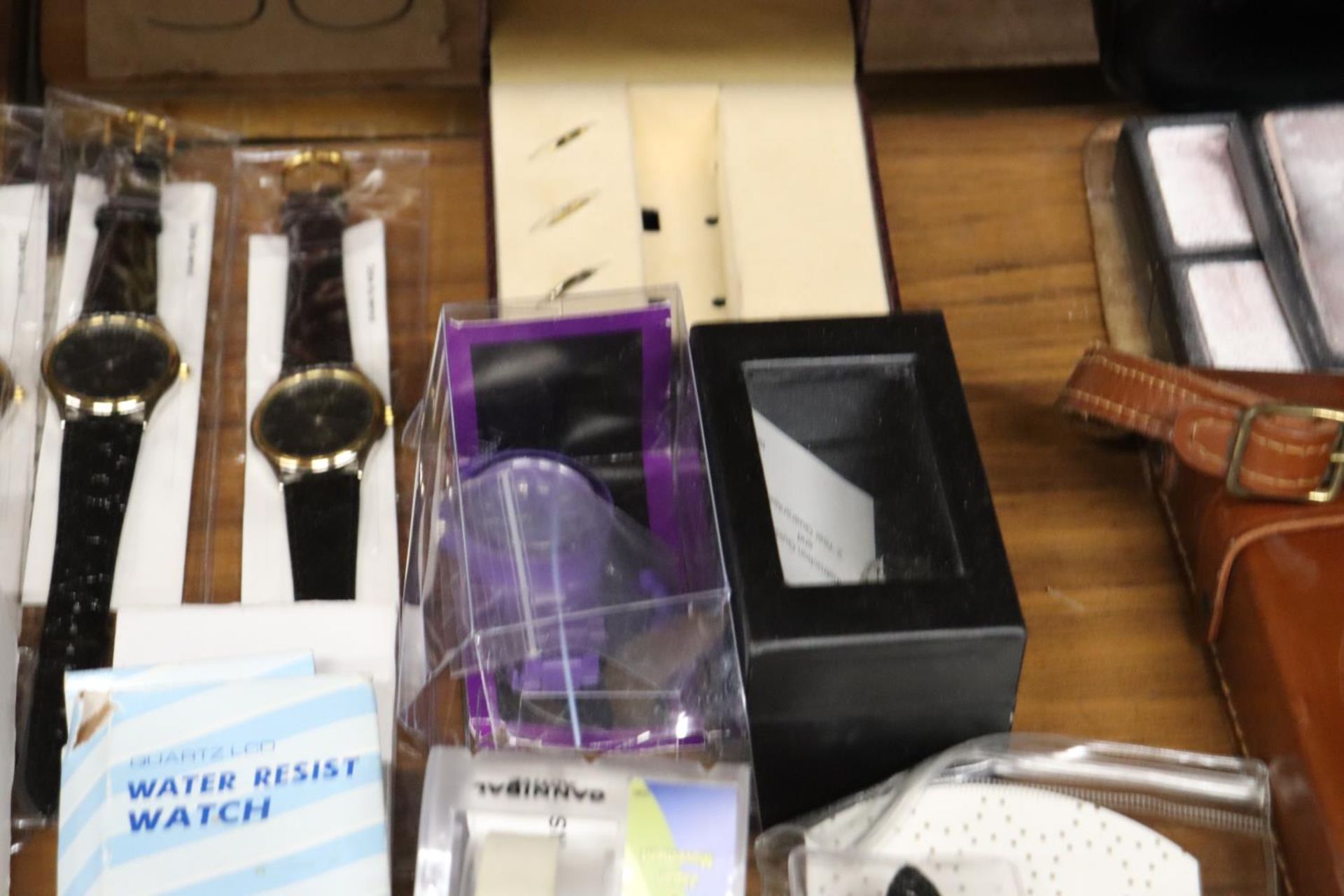 A QUANTITY OF AS NEW WRISTWATCHES IN PACKAGING - Image 6 of 7