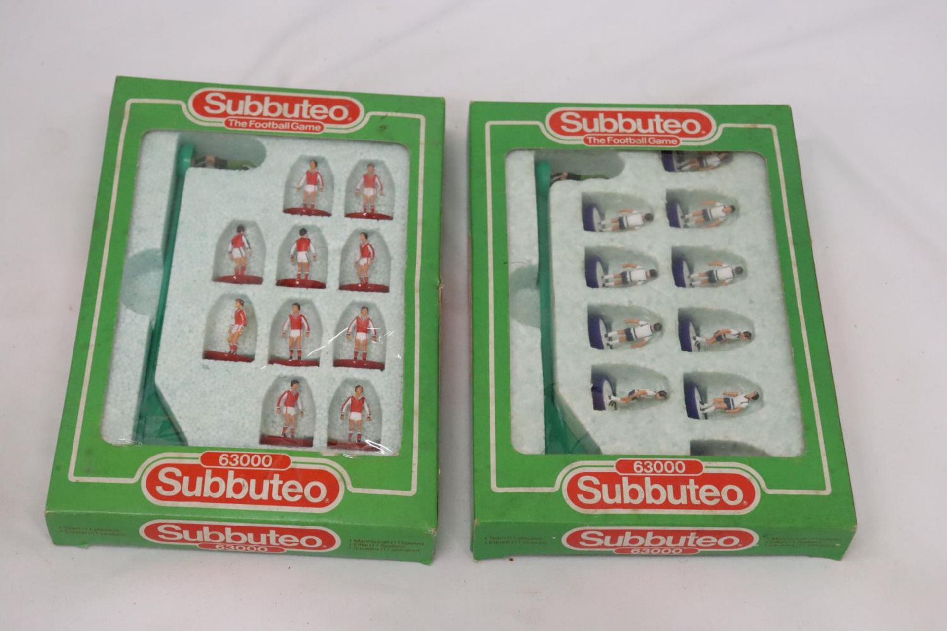 TWO BOXED VINTAGE SUBBUTEO TEAMS 654 SPURS AND 642 ARSENAL