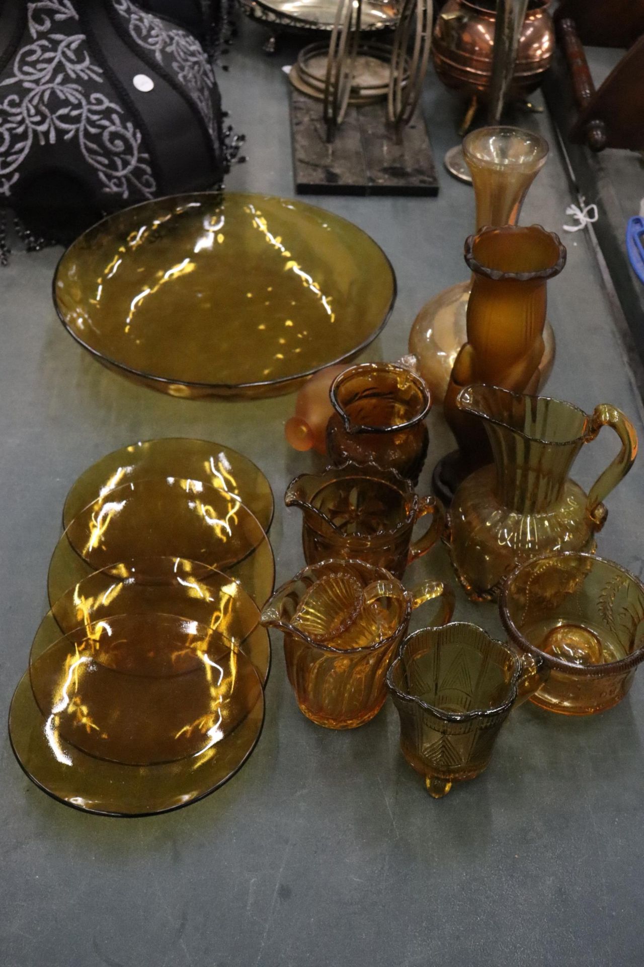A QUANTITY OF AMBER COLOURED GLASS TO INCLUDE VASES, PLATES, JUGS, ETC.,