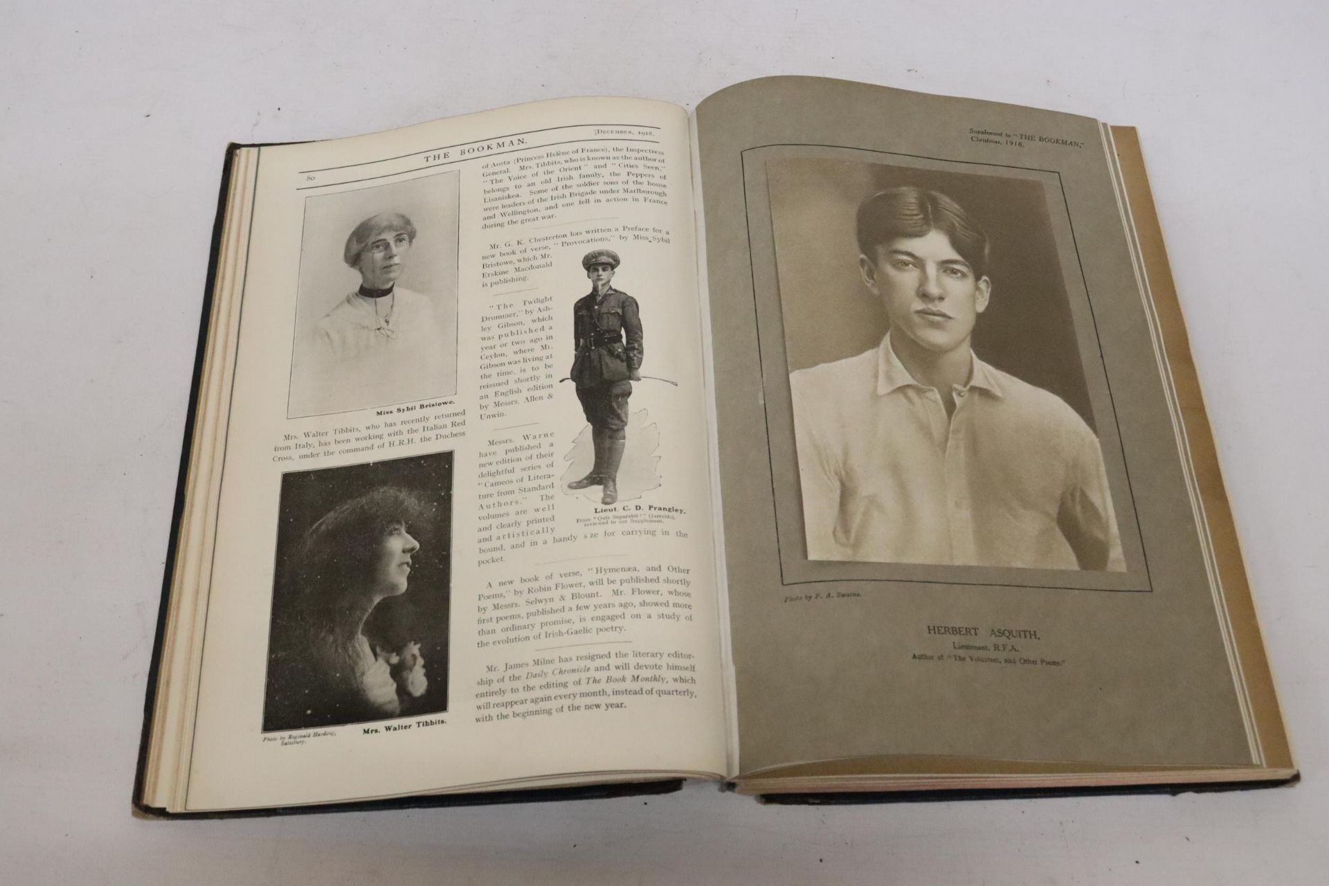 TWO LARGE VOLUMES OF "THE BOOKMAN" 1913-1914 AND 1918-1919 - Image 3 of 8