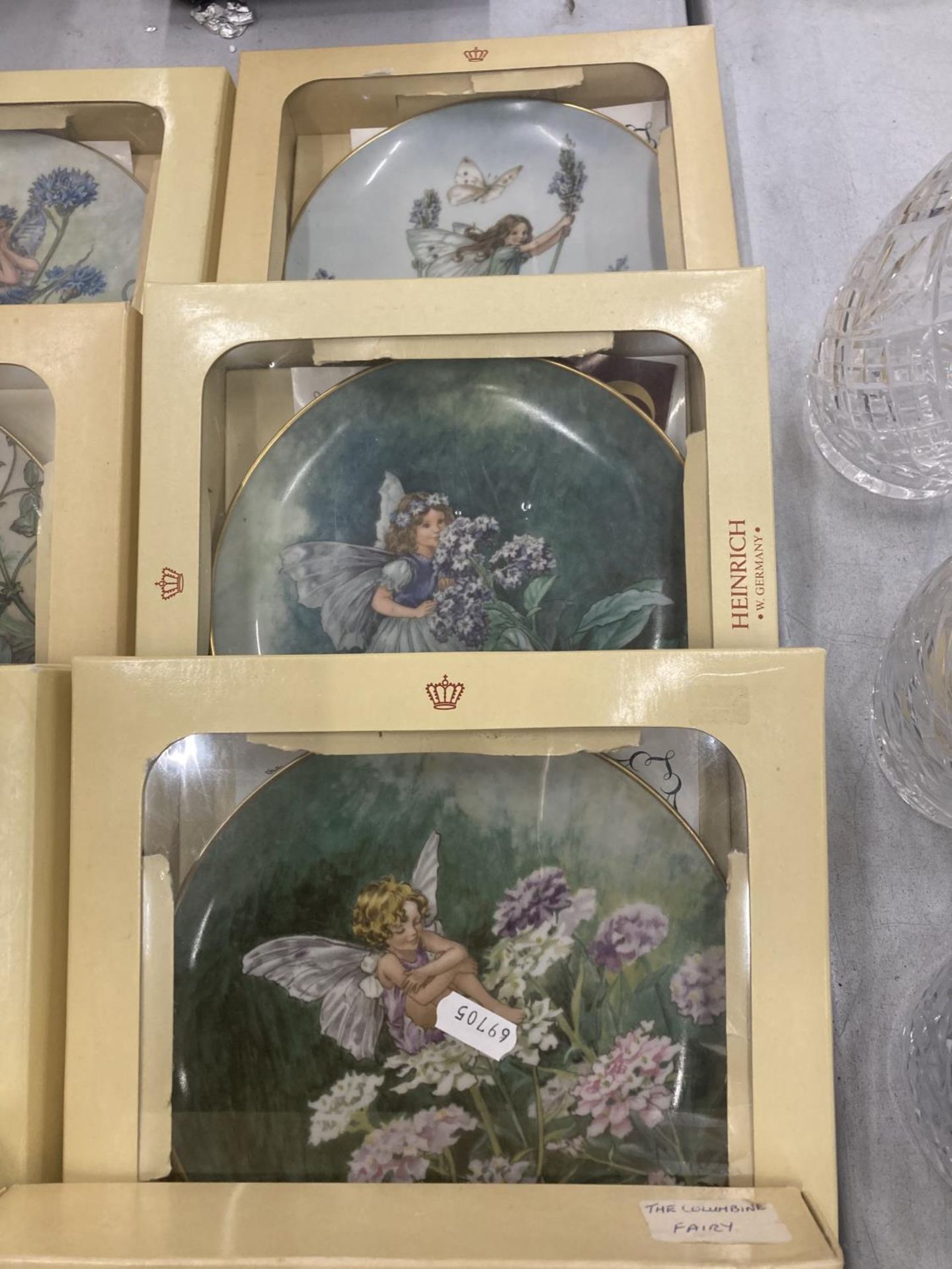 TWELVE BOXED HEINRICH WEST GERMANY FAIRY PLATES ALL WITH CERTIFICATES OF AUTHEBNTICITY LIMITED - Bild 5 aus 5