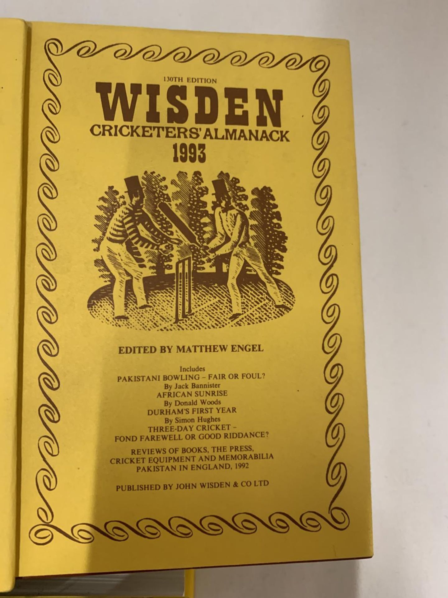 THREE HARDBACK COPIES OF WISDEN'S CRICKETER'S ALMANACKS, 1992, 1993 AND 1994. THESE COPIES ARE IN - Image 3 of 5