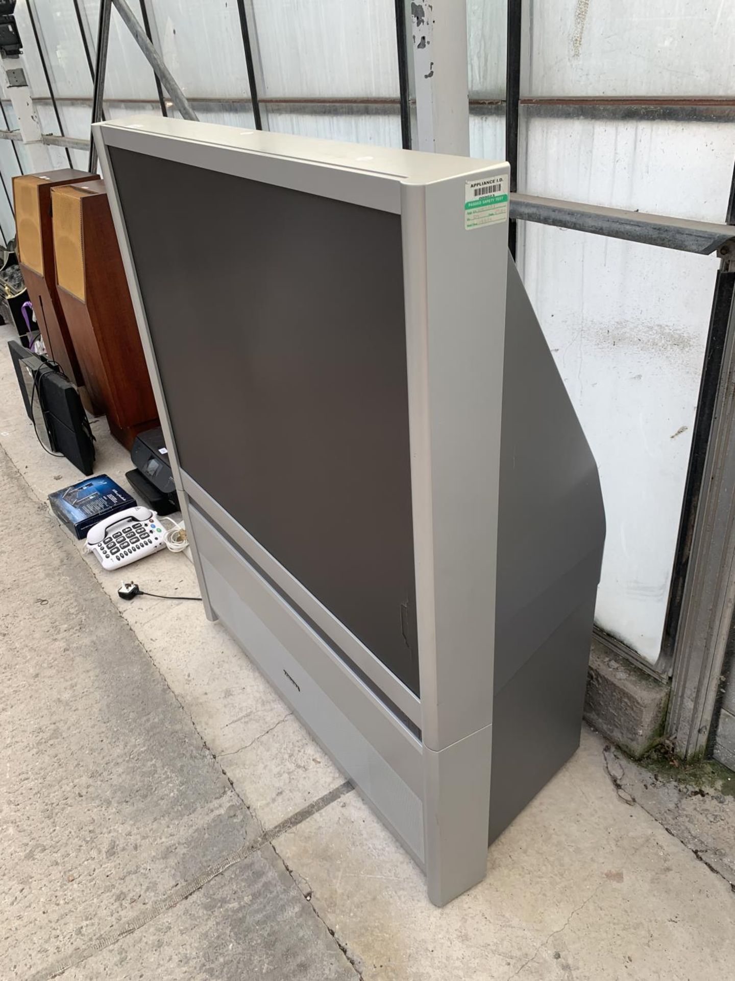 A TOSHIBA 43" TELEVISION ON STAND - Image 2 of 2
