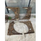 TWO PAIRS OF VINTAGE CAST IRON WALL MOUNTING L BRACKETS