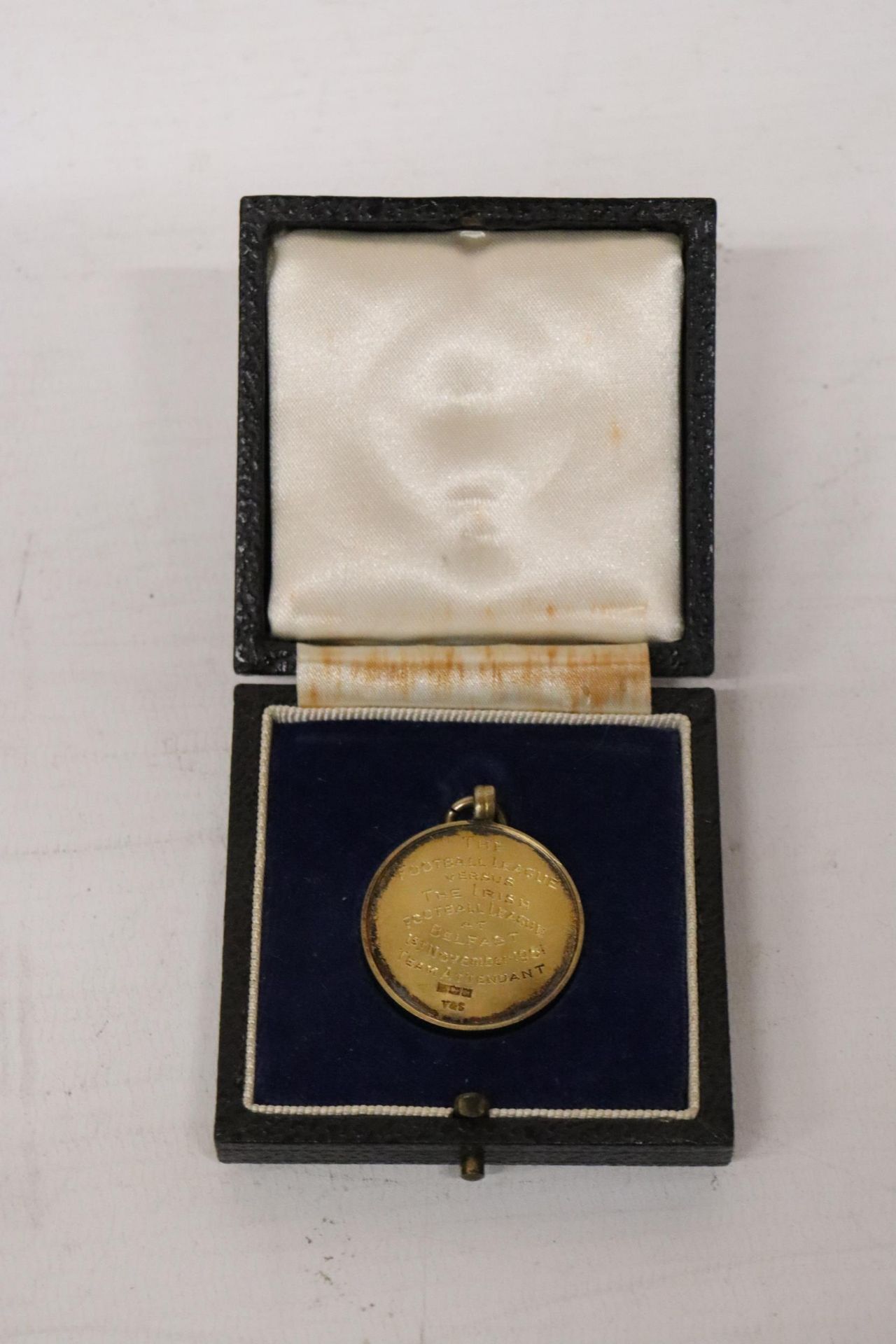 A BIRMINGHAM HALLMARKED SILVER 'THE FOOTBALL LEAGUE REPRESENTITIVE MATCH' MEDAL PRESENTED TO A - Image 2 of 5