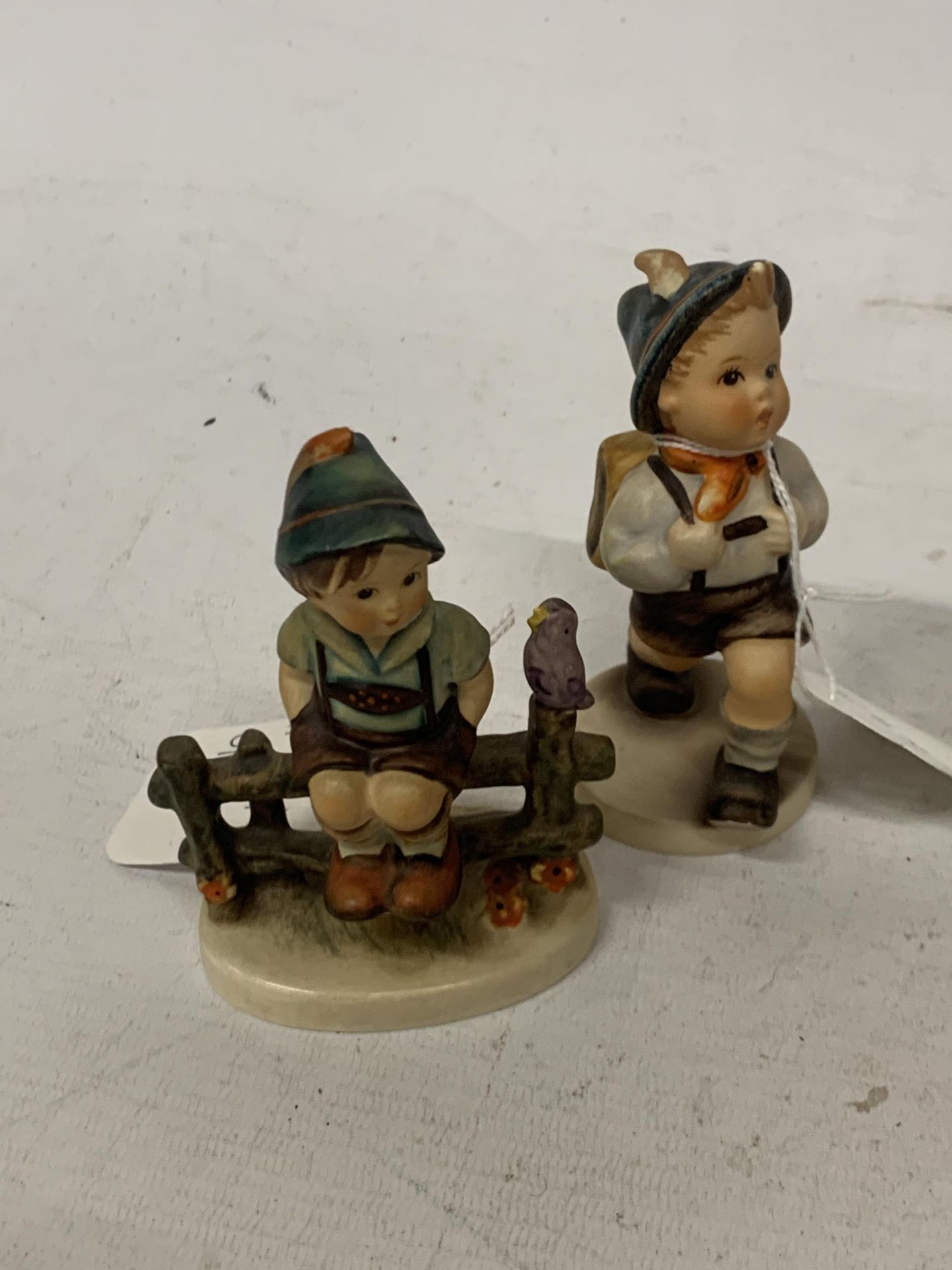 FOUR VARIOUS GOEBEL FIGURES - Image 2 of 5