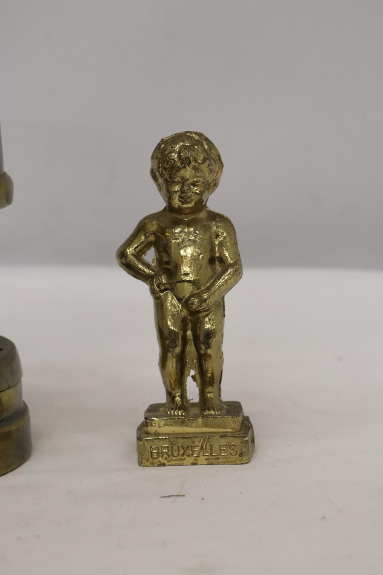 A BRASS MINER'S LAMP TOGETHER WITH A BAROMETER AND BRASS FIGURE - Image 3 of 7