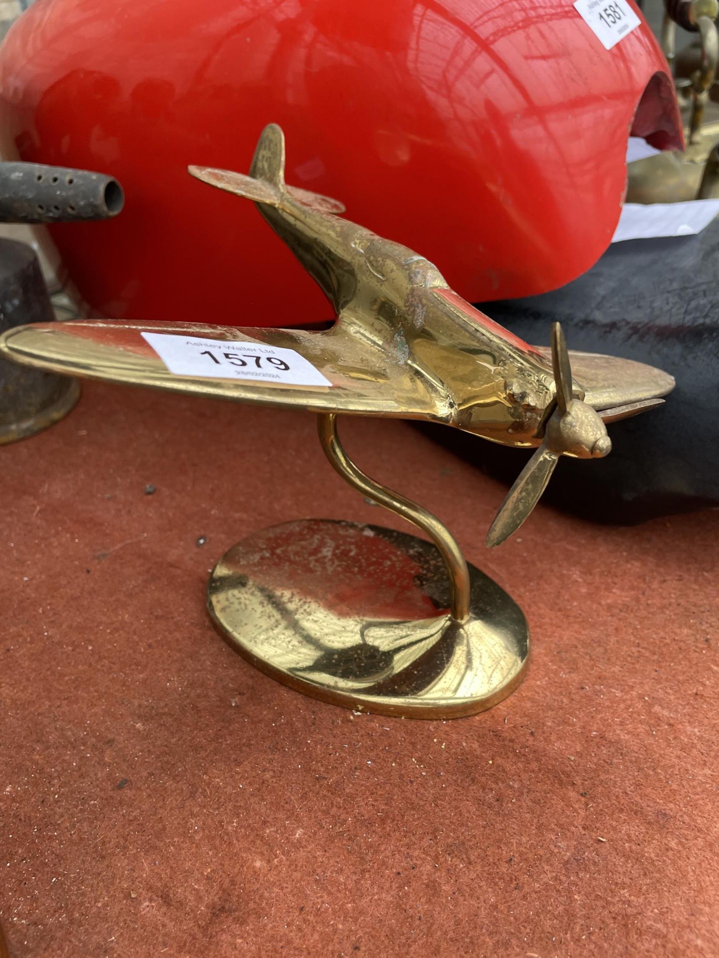 A VINTAGE BRASS AREOPLANE ON A STAND - Image 2 of 2