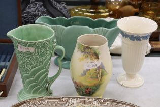 A QUANTITY OF CERAMICS TO INCLUDE A WADE GREEN GLAZED ART DECO JUG, WEDGWOOD VASE (A/F), P & C