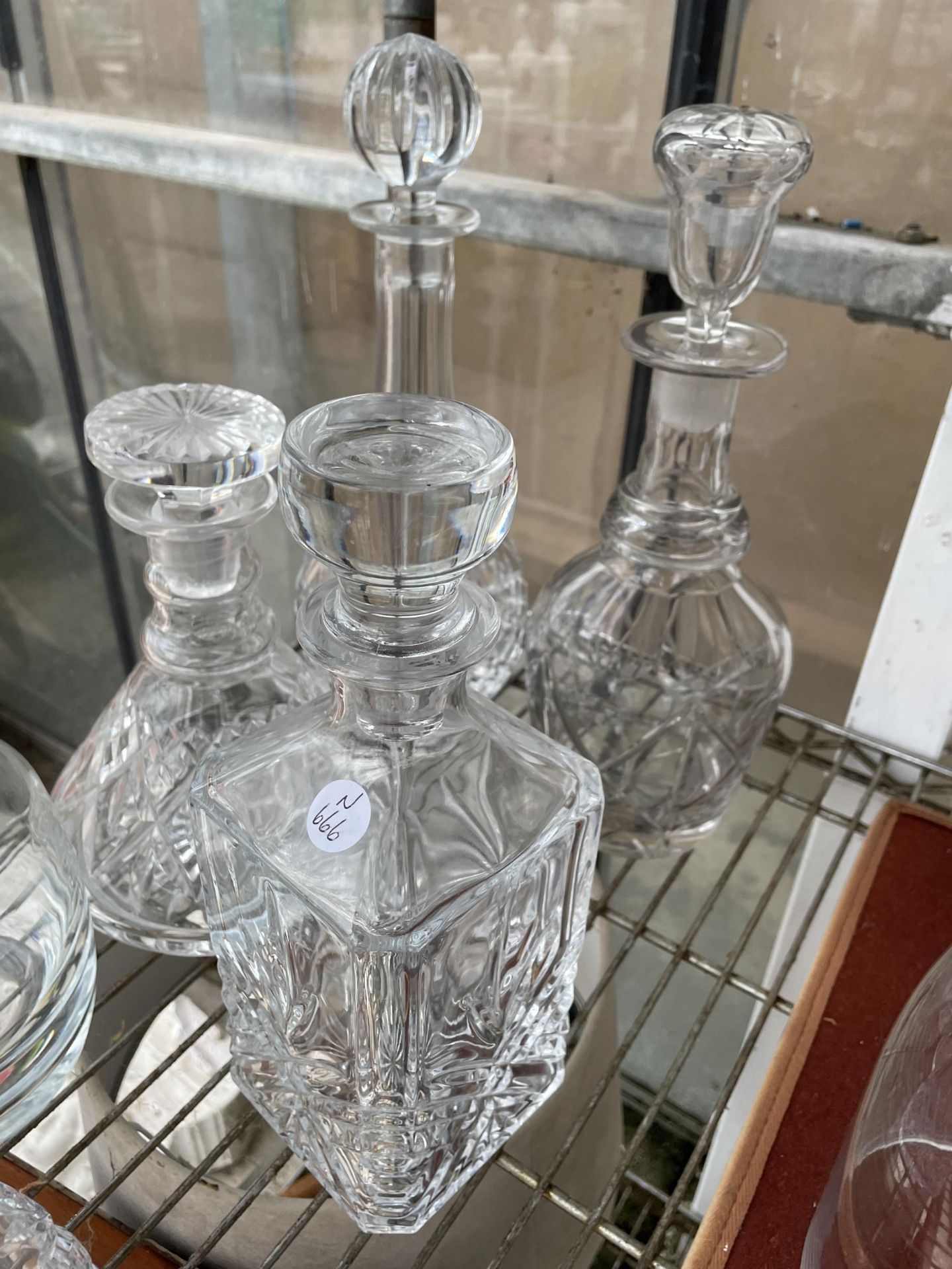 SIX VARIOUS CUT GLASS DECANTERS AND A FURTHER GLASS DECANTER WITH STOPPERS - Image 3 of 3