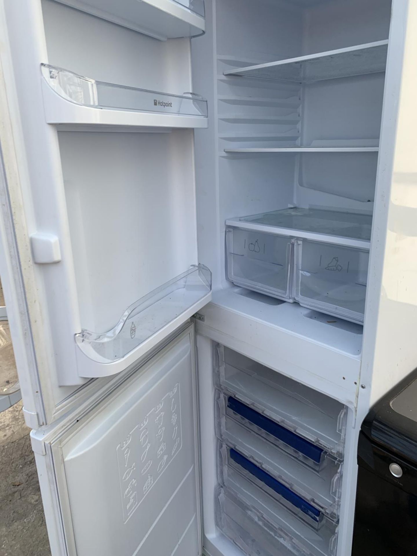 A TALL WHITE HOTPOINT UPRIGHT FRIDGE FREEZER - Image 2 of 2