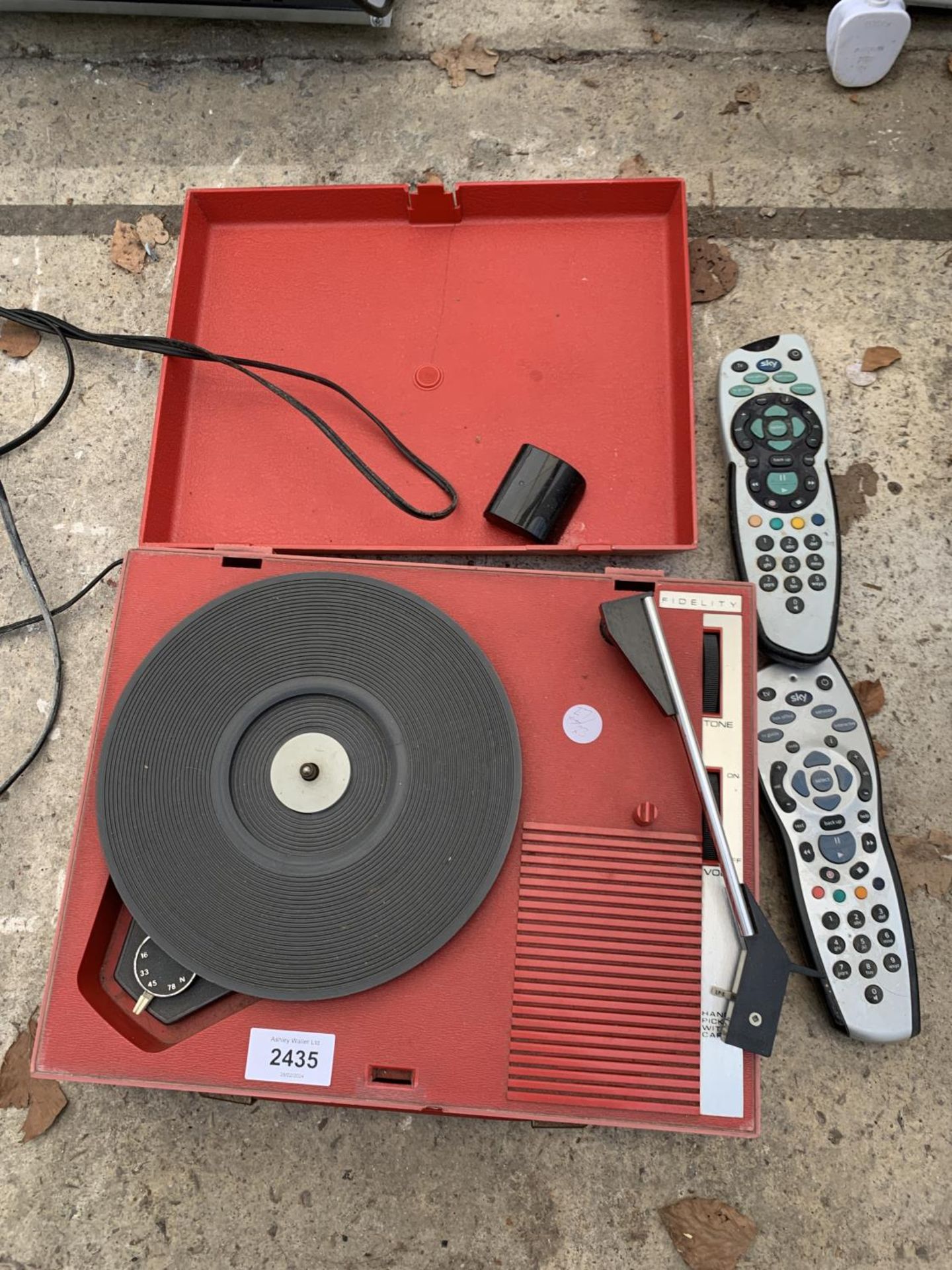 A FIDELITY PORTABLE RECORD PLAYER