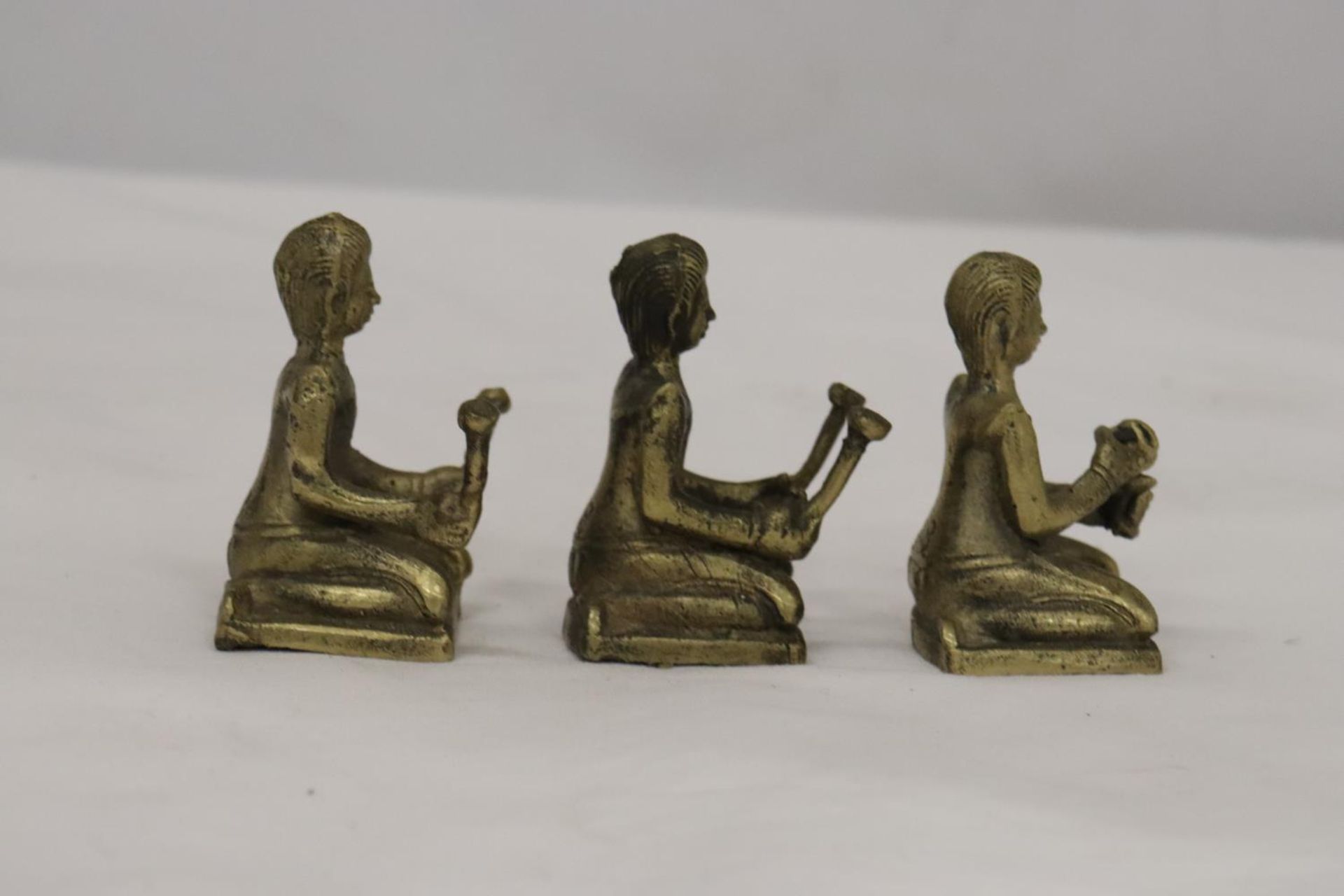 THREE BRASS ASIAN FIGURES - Image 4 of 5