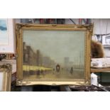 AN OIL ON CANVAS OF A VINTAGE FOGGY STREET SCENE, SIGNED ANDERSON, IN A GILT FRAME, 60CM X 49CM