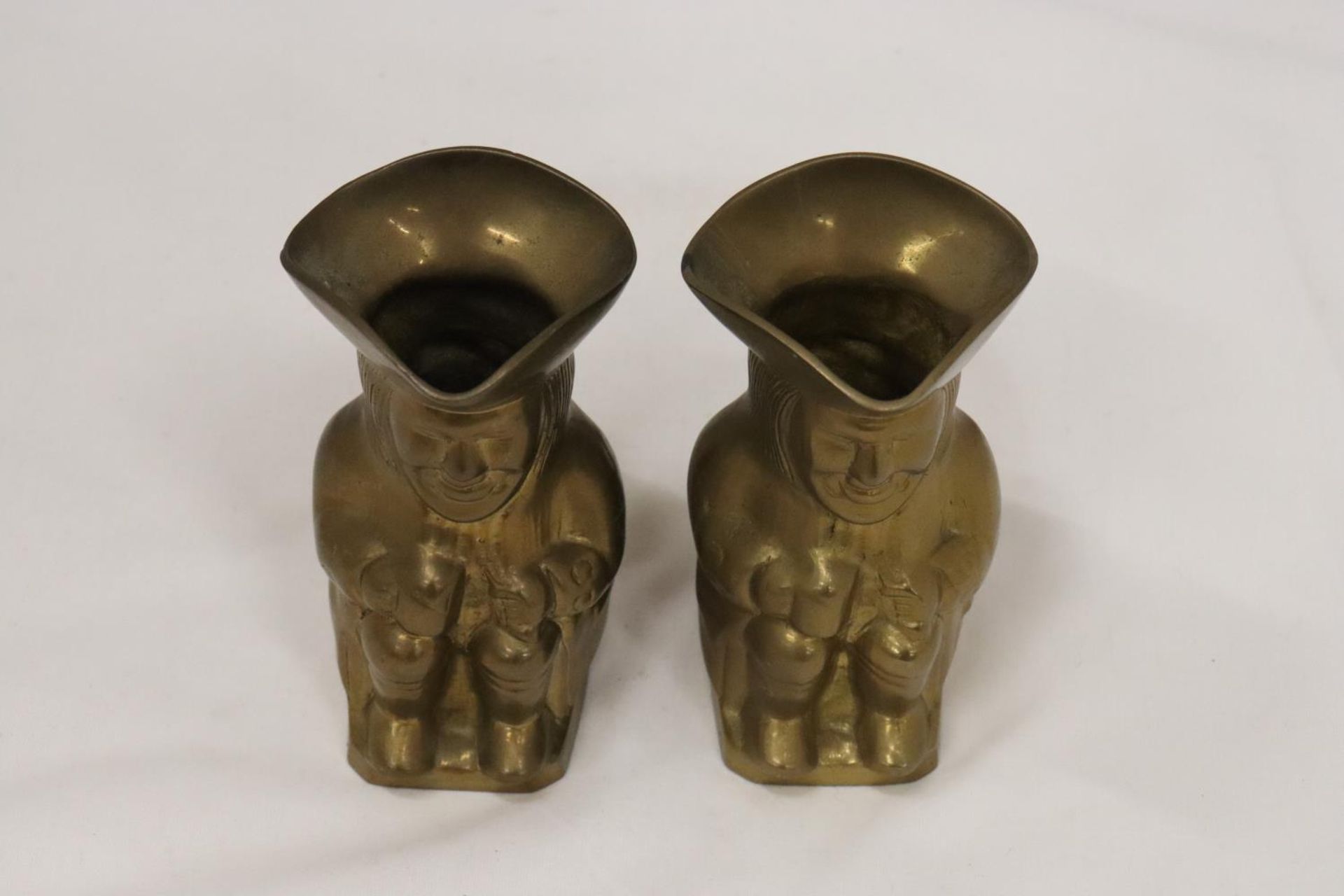 TWO BRASS TOBY JUGS, HEIGHT 12CM - Image 5 of 5