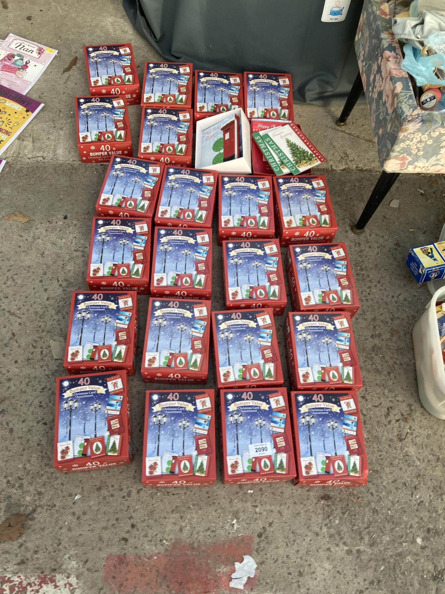 TWENTY FOUR AS NEW AND SEALED BOXES OF CHRISTMAS CARDS (40 PER BOX)