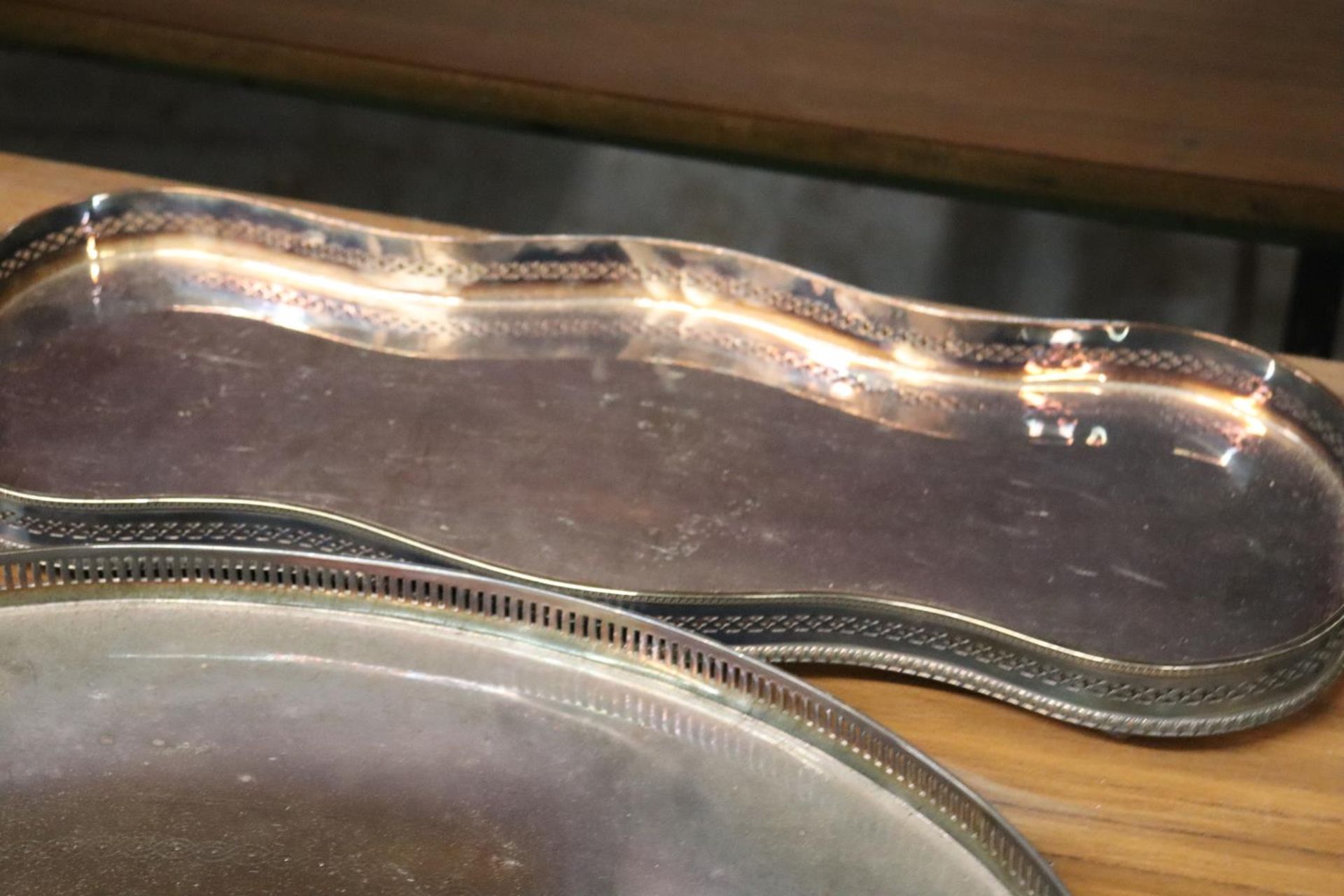 THREE LARGE SILVER PLATED TRAYS TO INCLUDE 2 GALLERIED - Image 3 of 4