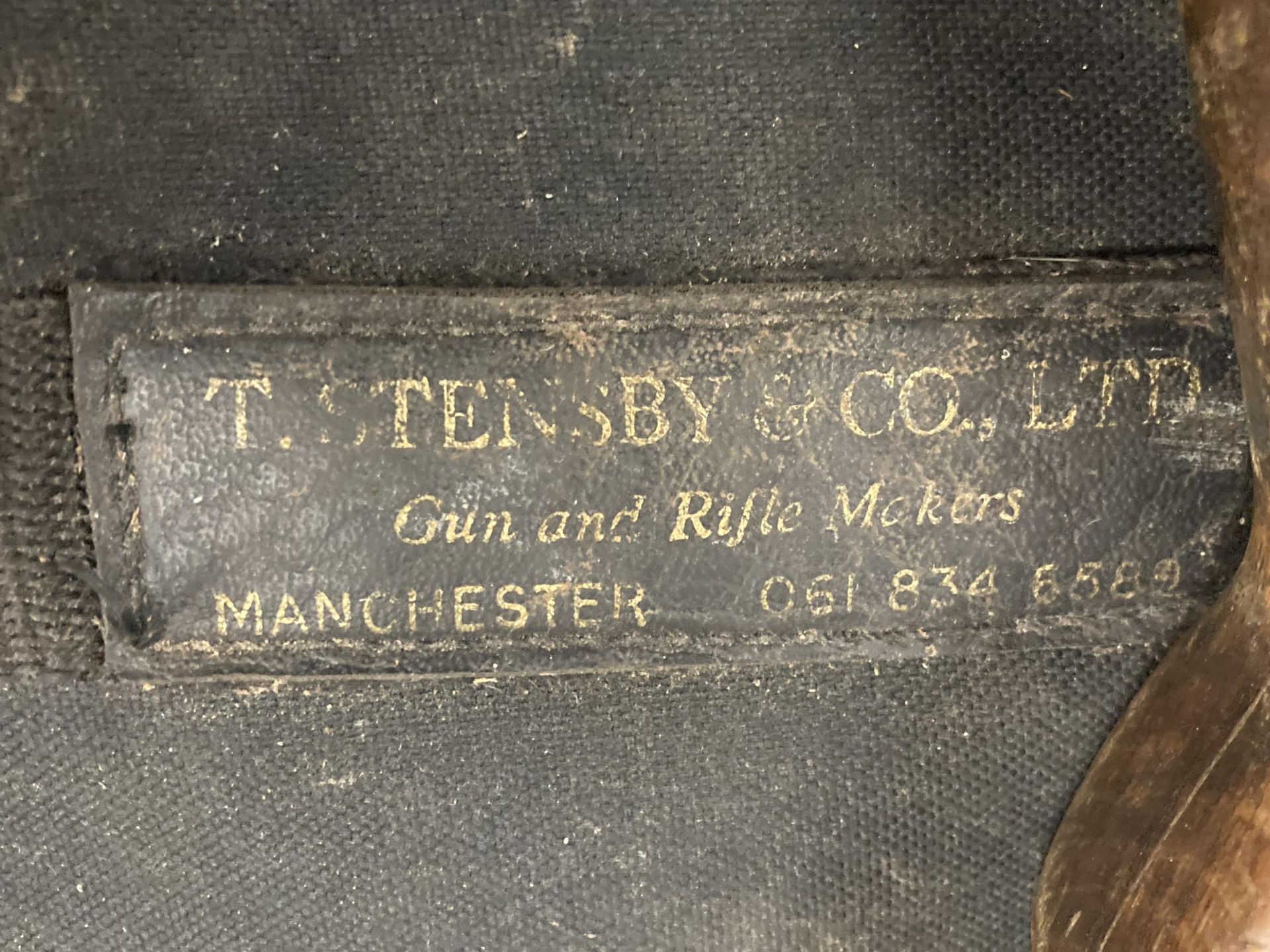 A VINTAGE AIR RIFLE WITH A T STENSBY & CO LTD MANCHESTER CASE - Image 3 of 3