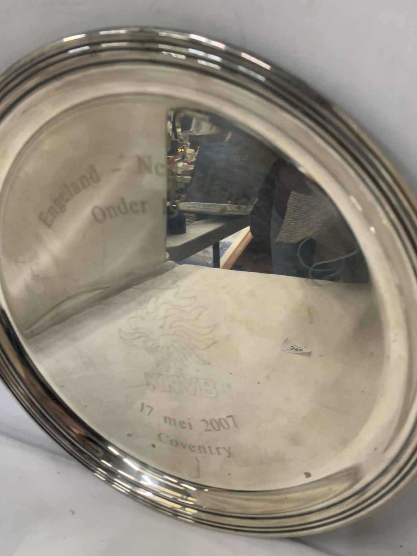 A SILVER PLATED TRAY, INSCRIBED FOR ENGLAND V NETHERLANDS UNDER 19'S IN 2007, DIAMETER 30CM - Image 2 of 2