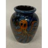 AN ANITA HARRIS HAND PAINTED AND SIGNED IN GOLD OCTOPUS VASE