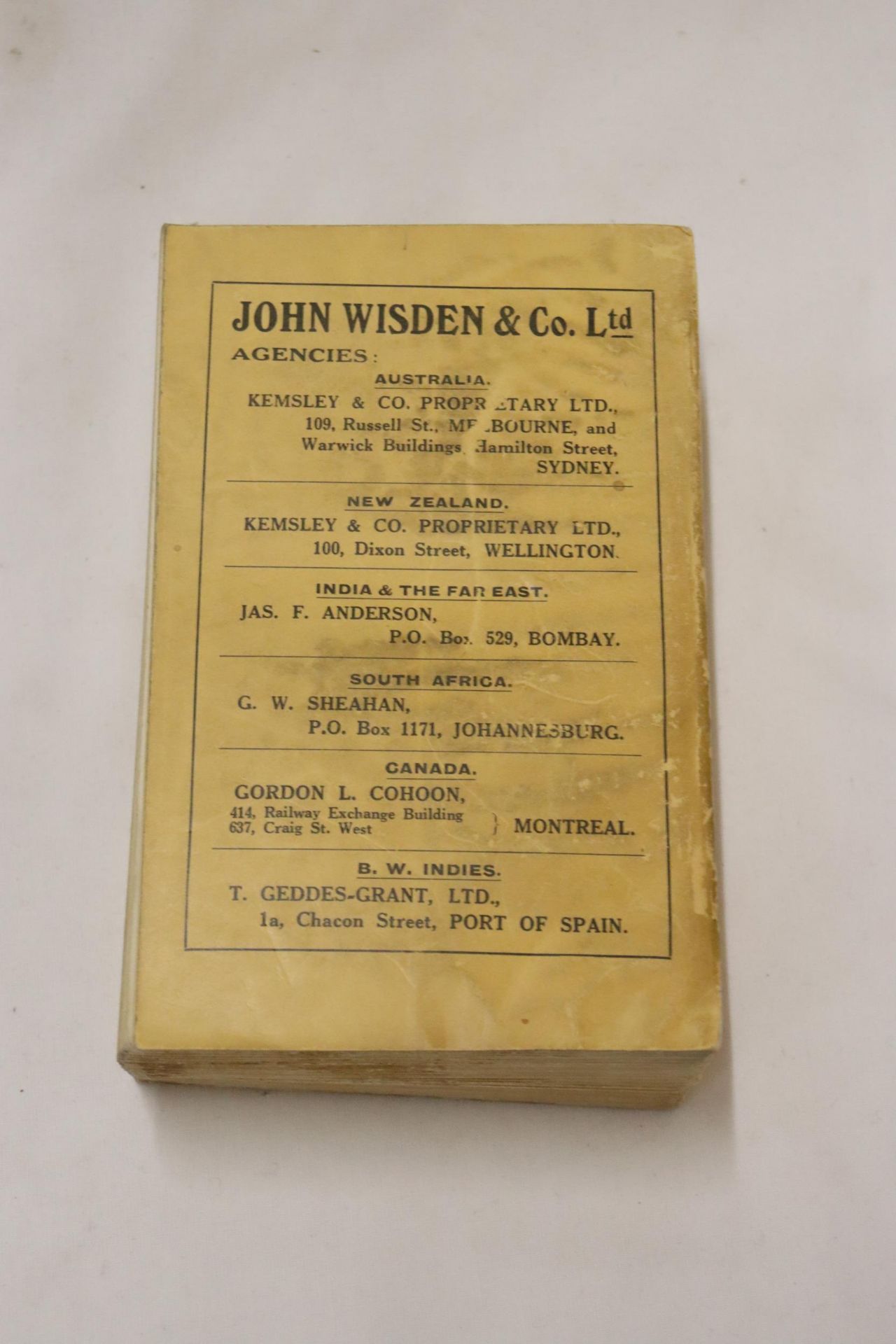 A 1931 COPY OF WISDEN'S CRICKETER'S ALMANACK. THIS COPY IS IN GOOD USED CONDITION, MISSING A SMALL - Image 3 of 4