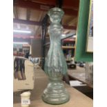 A VINTAGE TALL DECORATIVE GLASS DECANTER