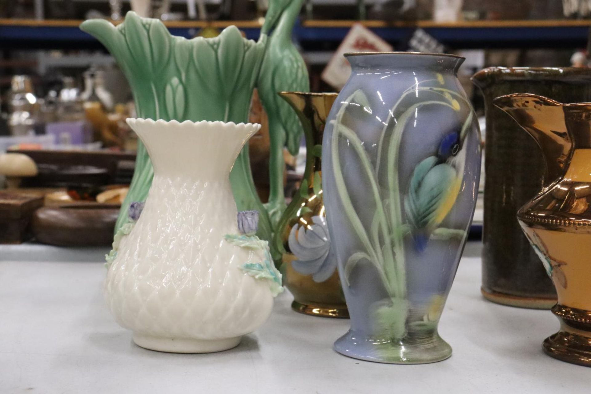 A QUANTITY OF VINTAGE CERAMICS TO INCLUDE COPELAND SPODE 'LEAPING THE BROOCK' SAUCE BOAT AND SAUCER, - Image 8 of 10