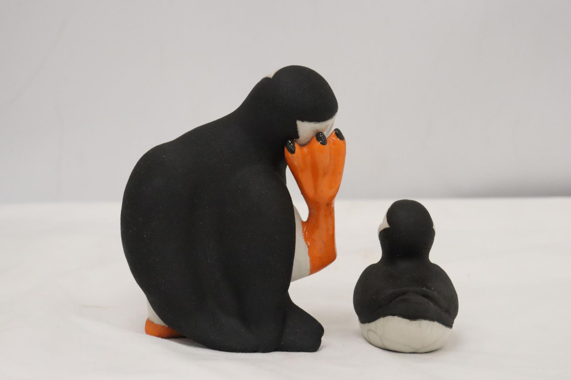 TWO PUFFIN FIGURES - Image 3 of 5