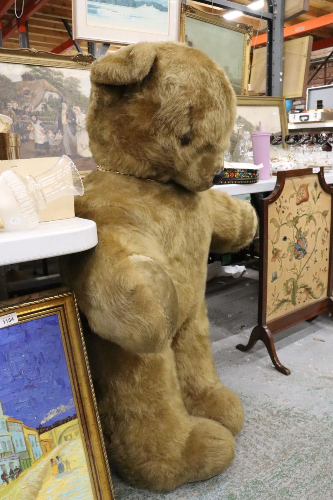 A LARGE PLUSH TEDDY BEAR FROM THE 1970'S, HEIGHT APPROX 112CM - Image 4 of 4