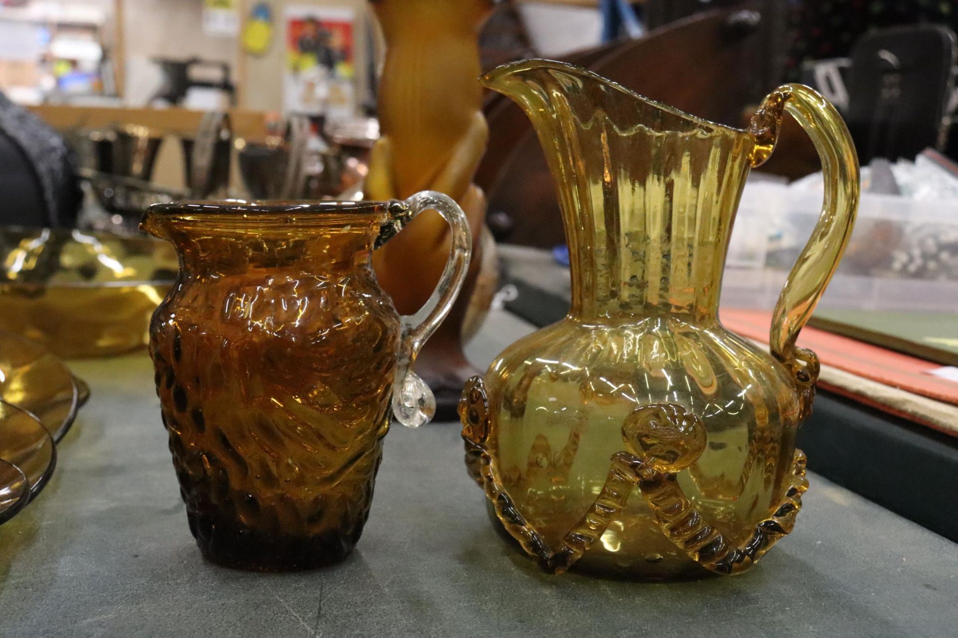 A QUANTITY OF AMBER COLOURED GLASS TO INCLUDE VASES, PLATES, JUGS, ETC., - Image 9 of 11