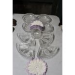 A QUANTITY OF PARTY NIBBLES GLASS BOWLS - 9 IN TOTAL PLUS DOYLEYS