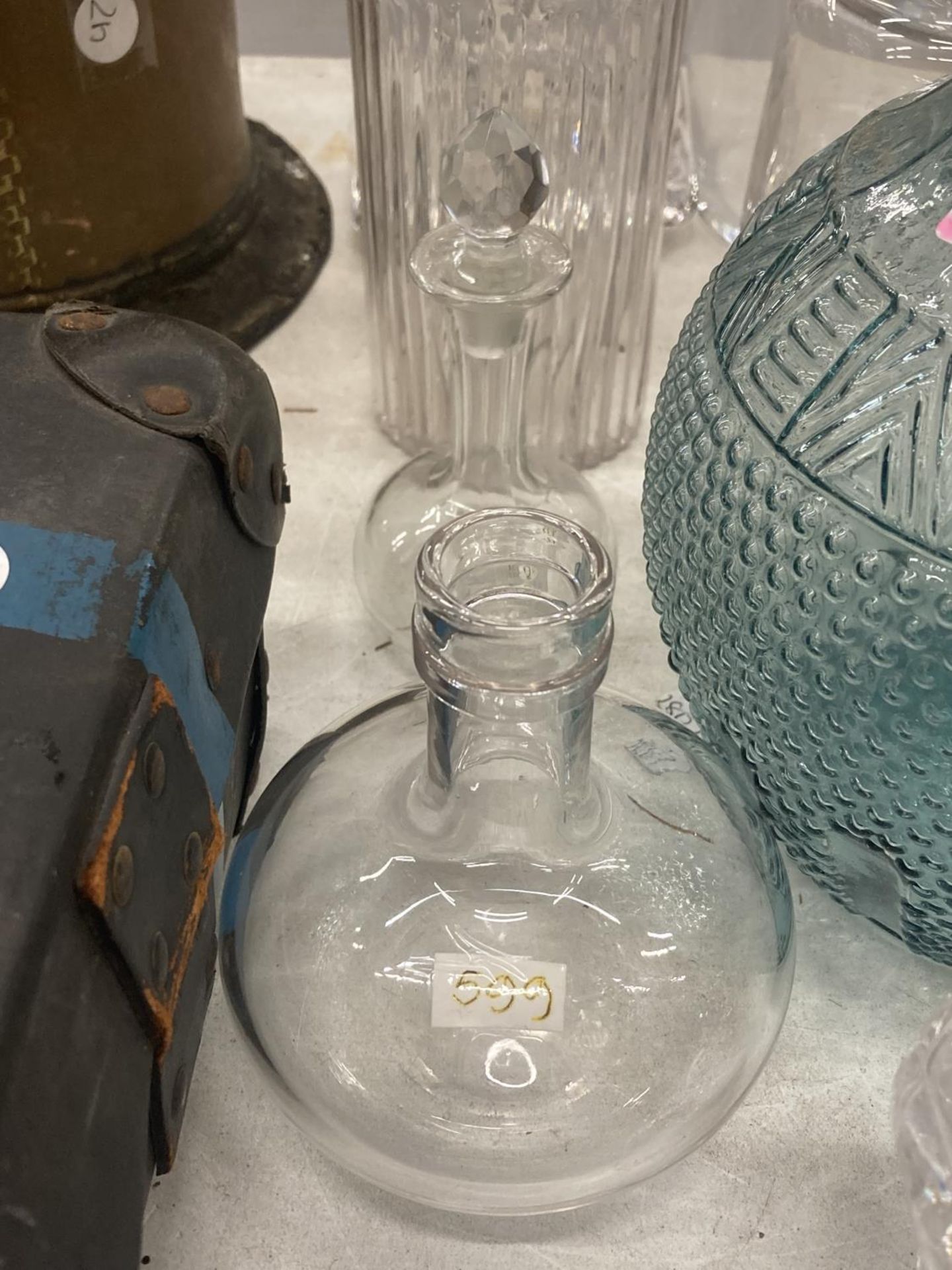 A QUANTITY OF GLASS BOTTLES SOME WITH STOPPERS AND DECANTERS - Image 3 of 4